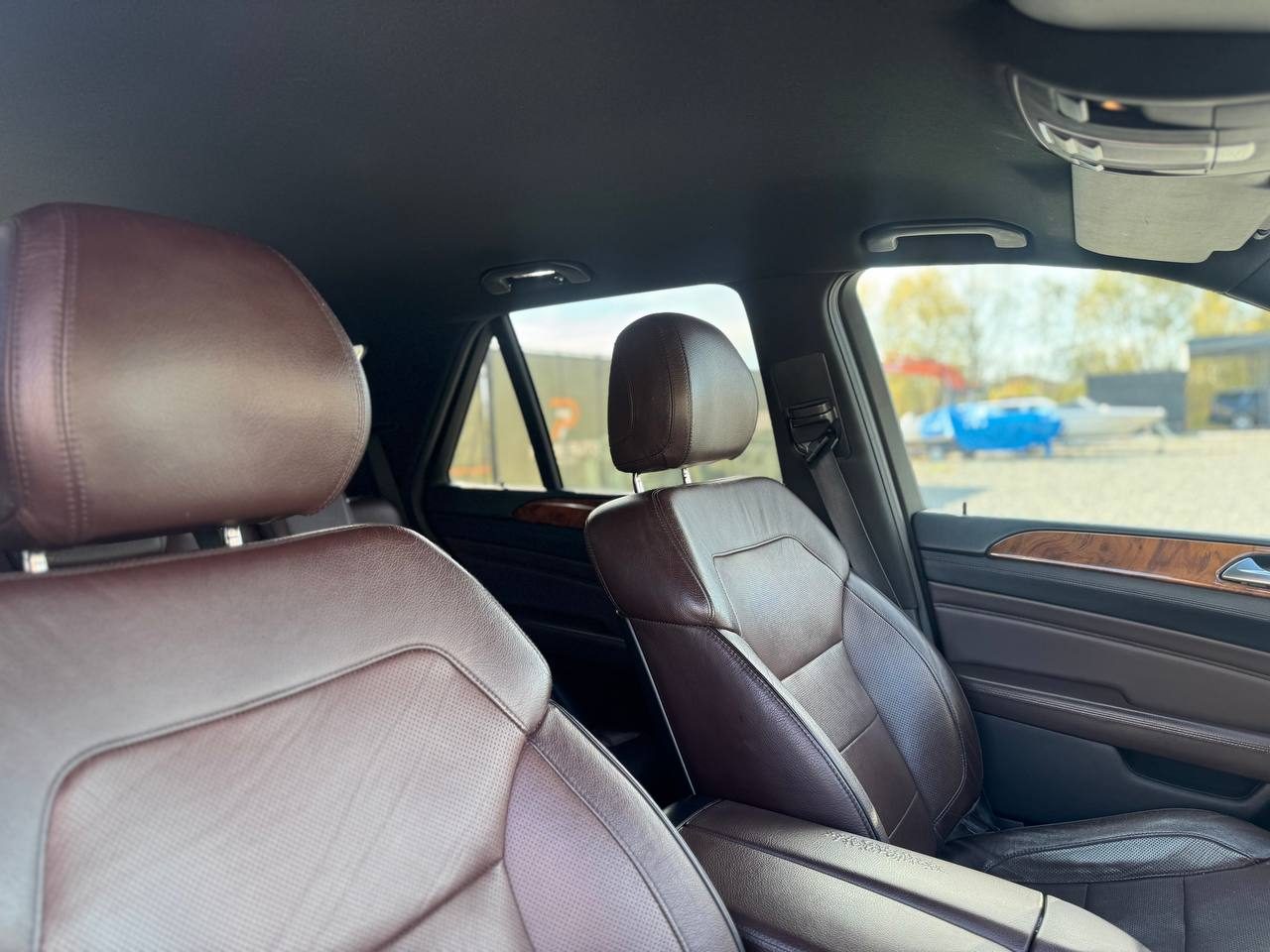 Mercedes-Benz ML 250 18