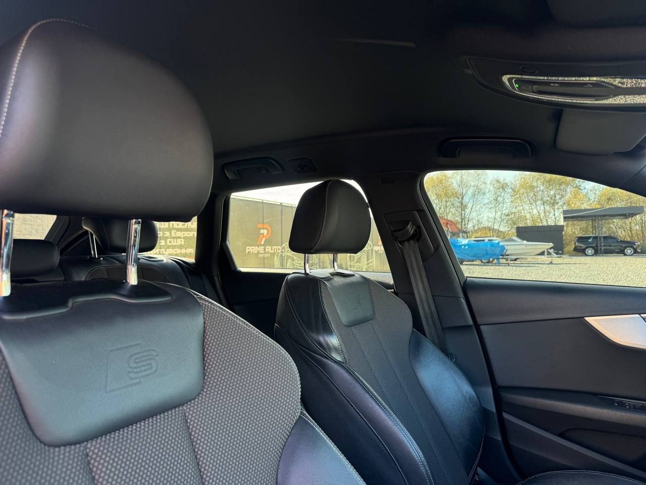 Audi A4 16