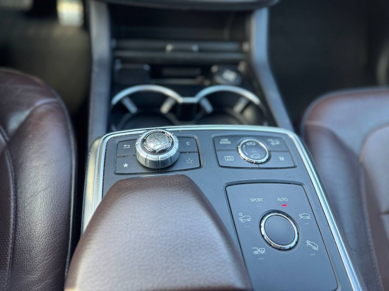 Mercedes-Benz ML 250 14