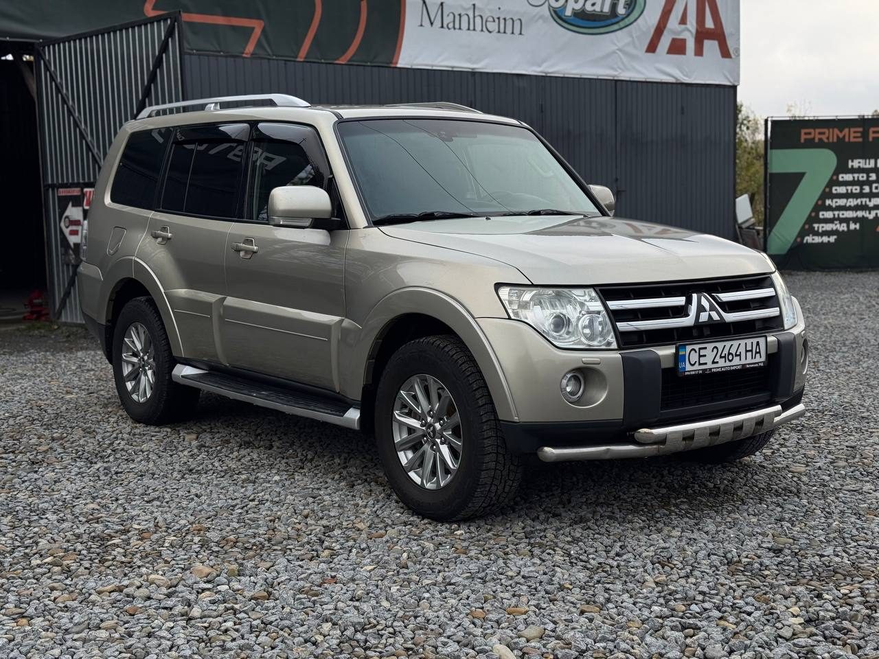 Mitsubishi Pajero Wagon 2