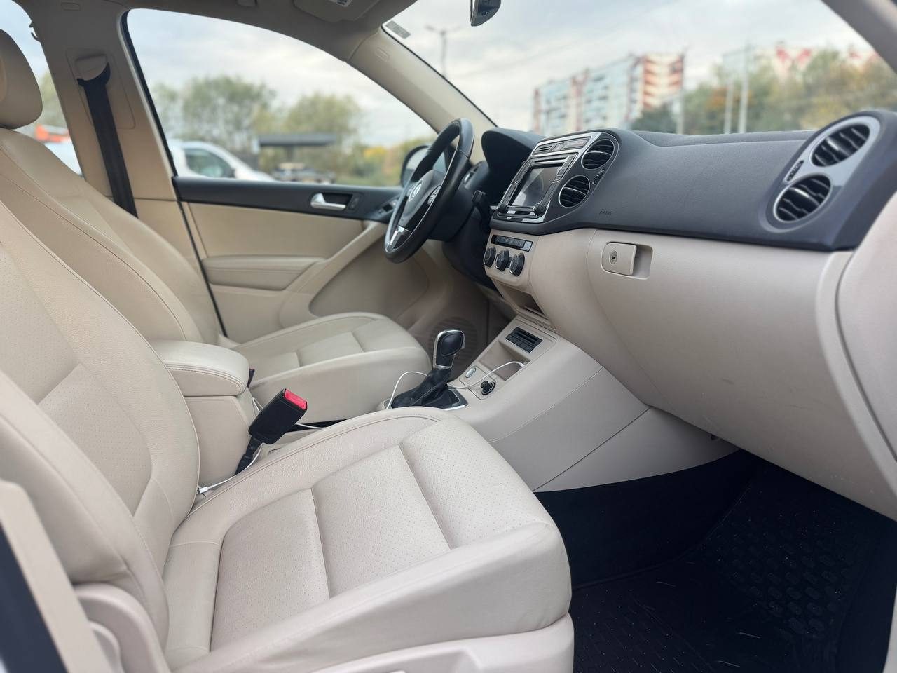 Volkswagen Tiguan 14