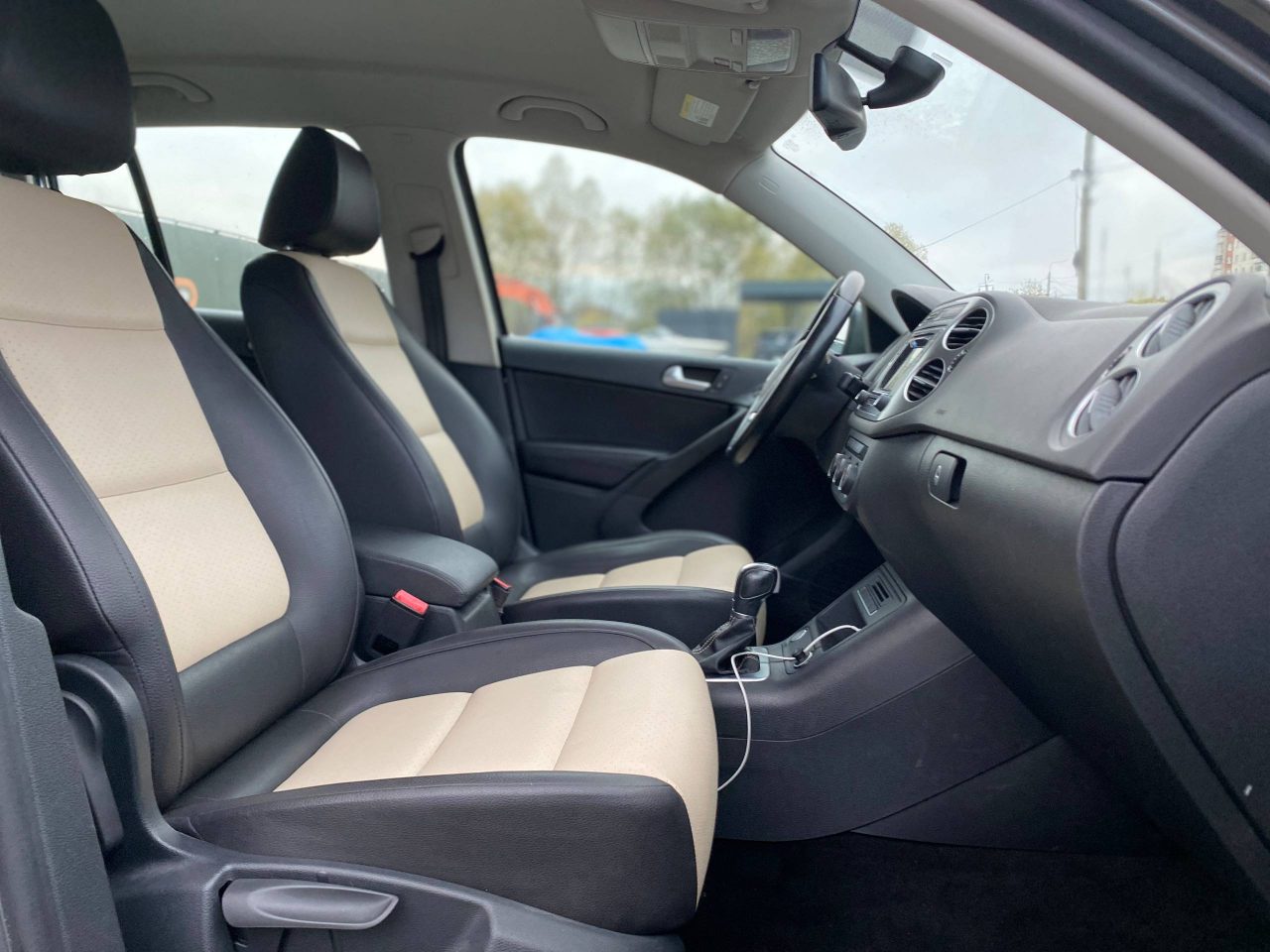 Volkswagen Tiguan 13