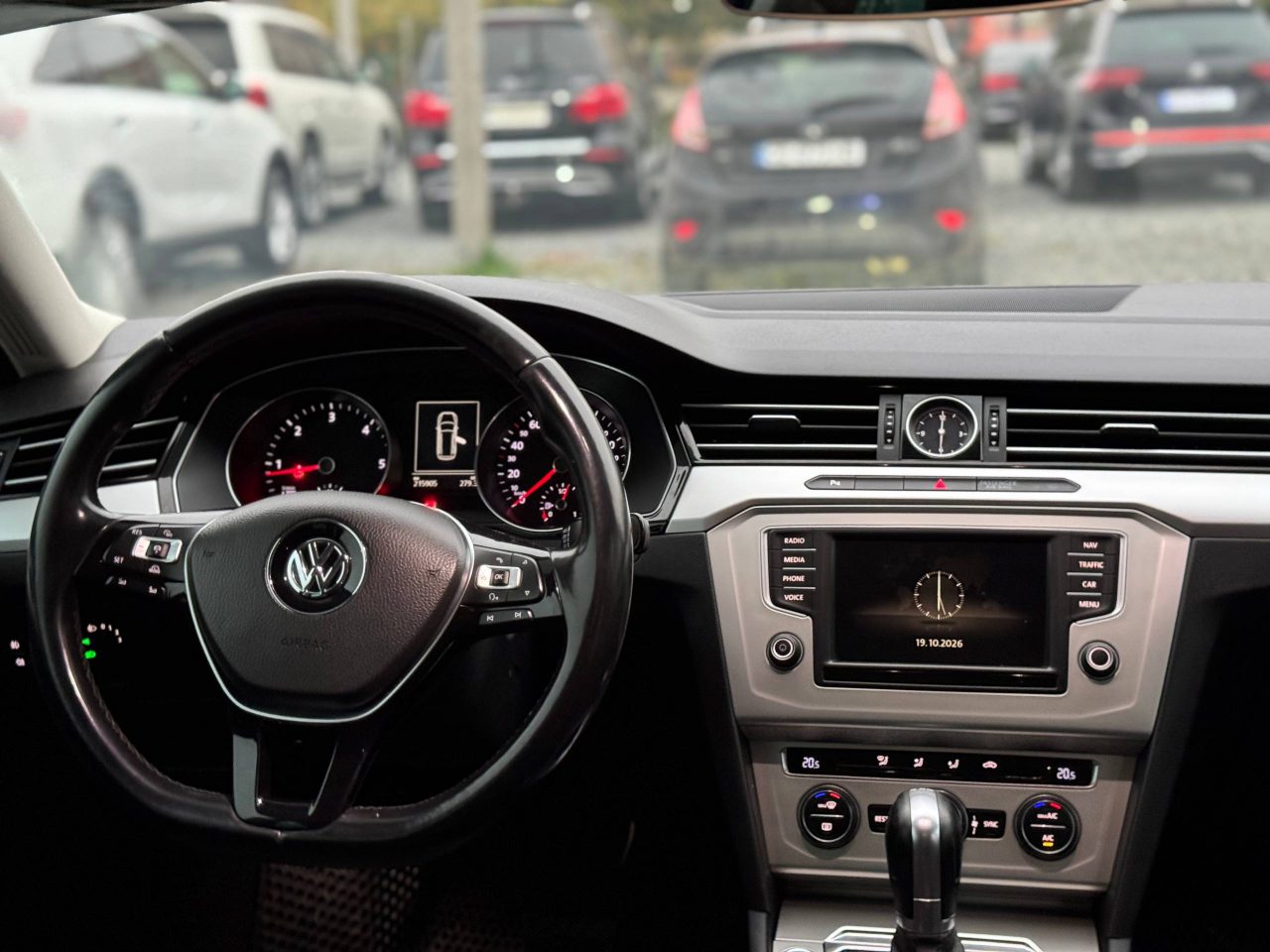 Volkswagen Passat 9