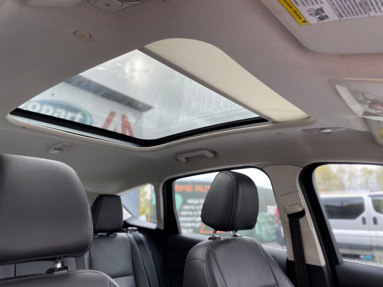 Ford C-Max 16