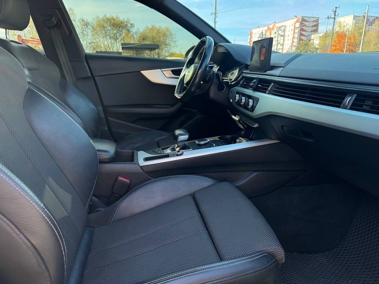 Audi A4 14