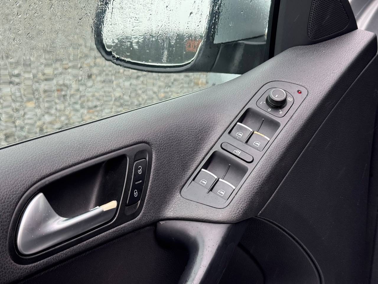 Volkswagen Tiguan 6
