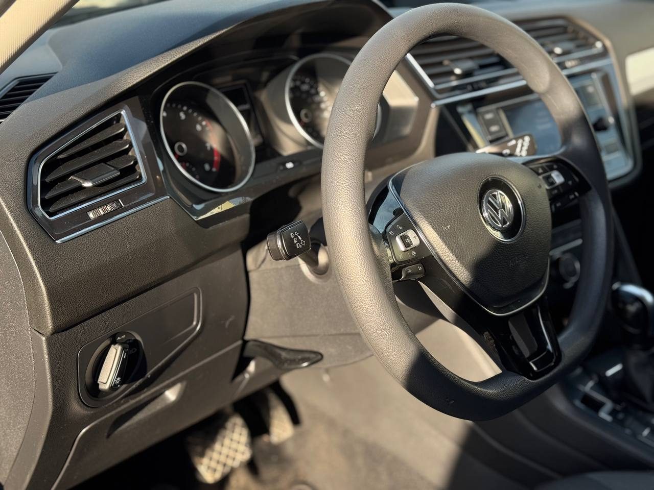 Volkswagen Tiguan 7