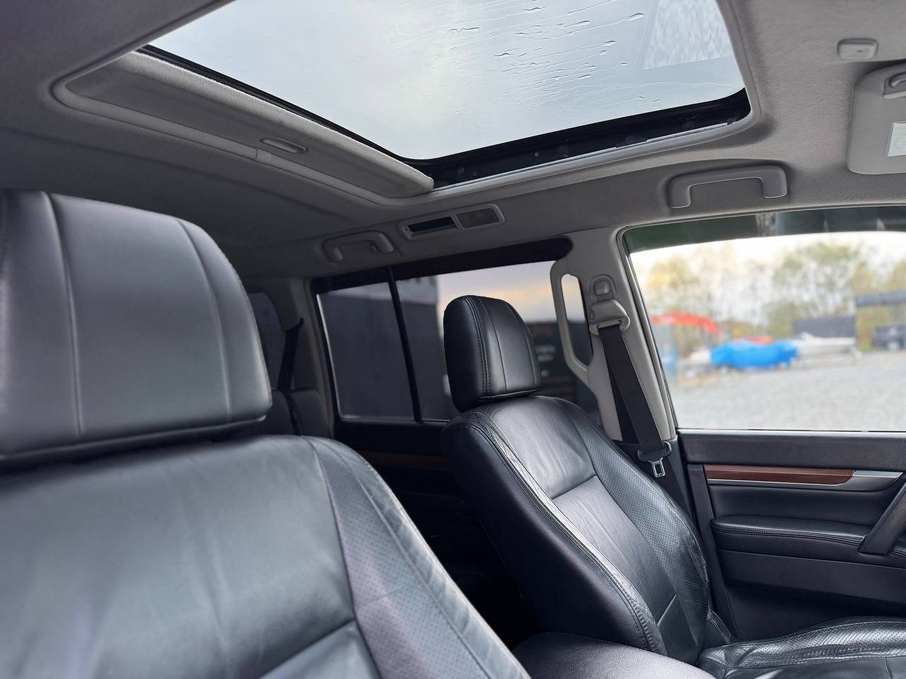 Mitsubishi Pajero Wagon 18
