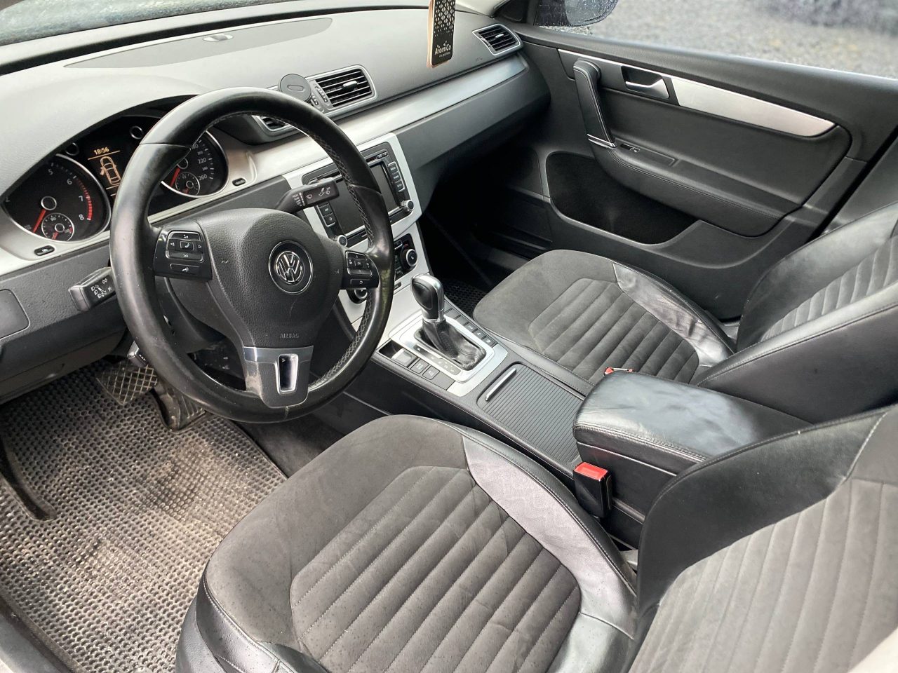 Volkswagen Passat 13