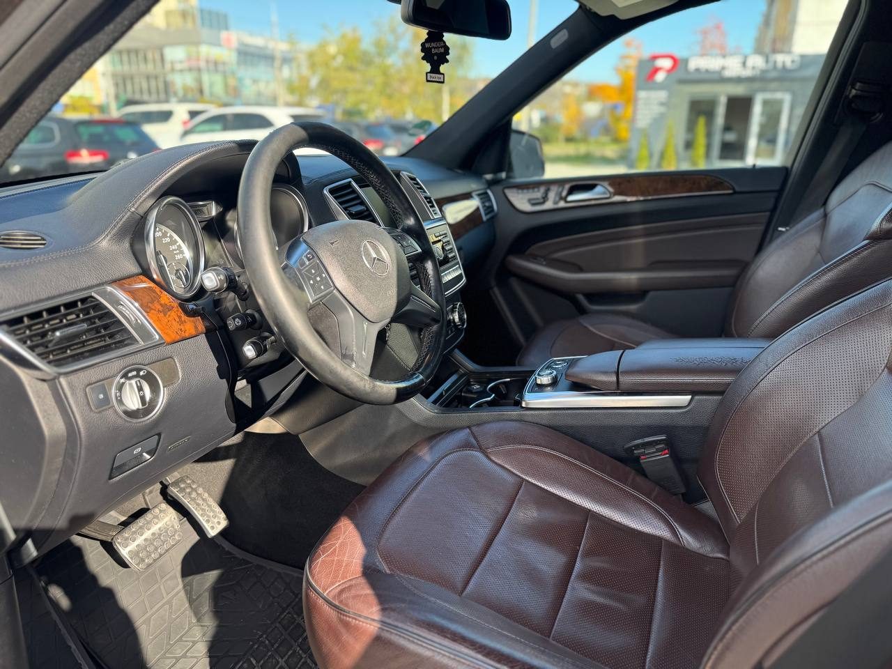 Mercedes-Benz ML 250 9