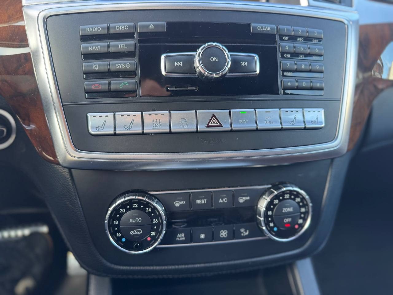 Mercedes-Benz ML 250 13