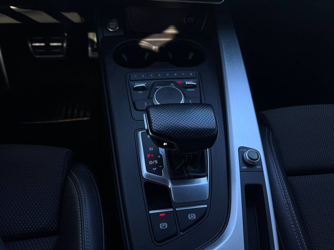 Audi A4 13