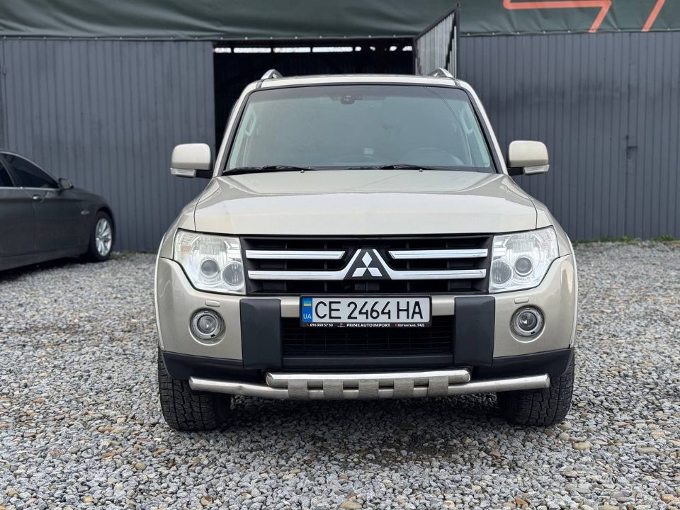 Mitsubishi Pajero Wagon