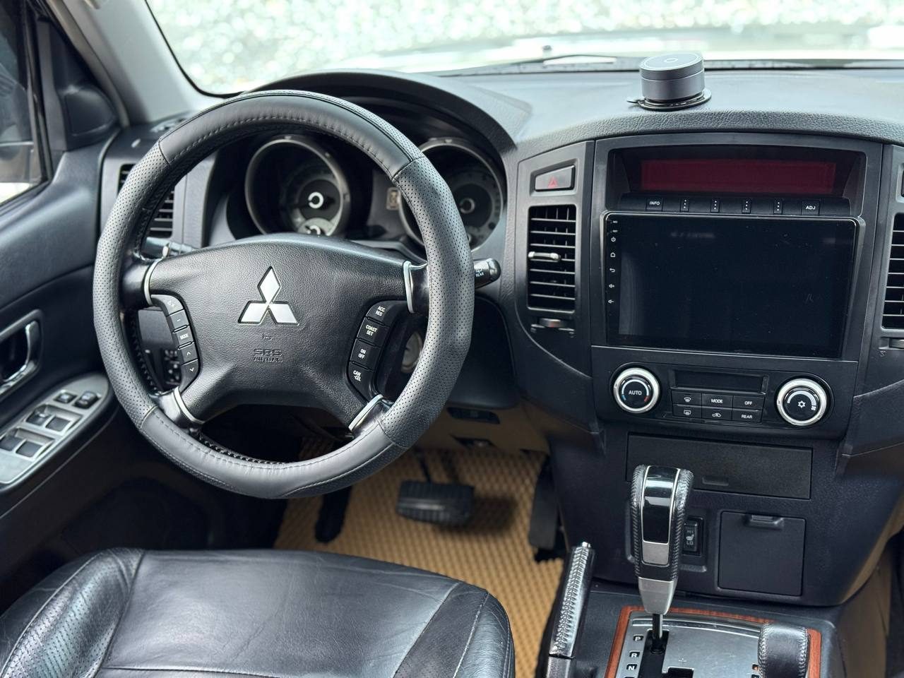 Mitsubishi Pajero Wagon 22