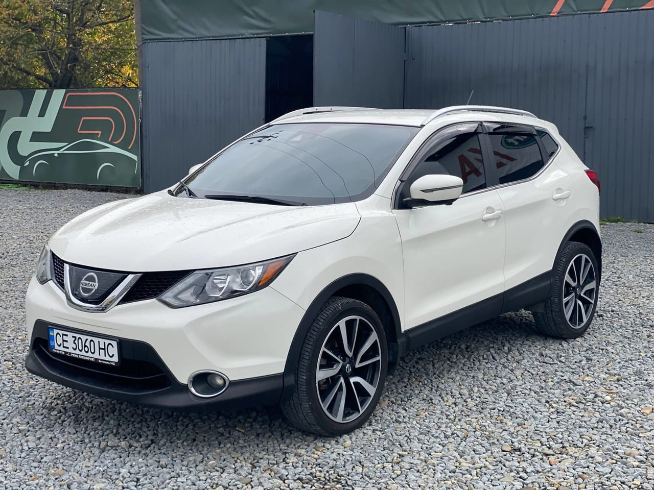 Nissan Rogue Sport 2