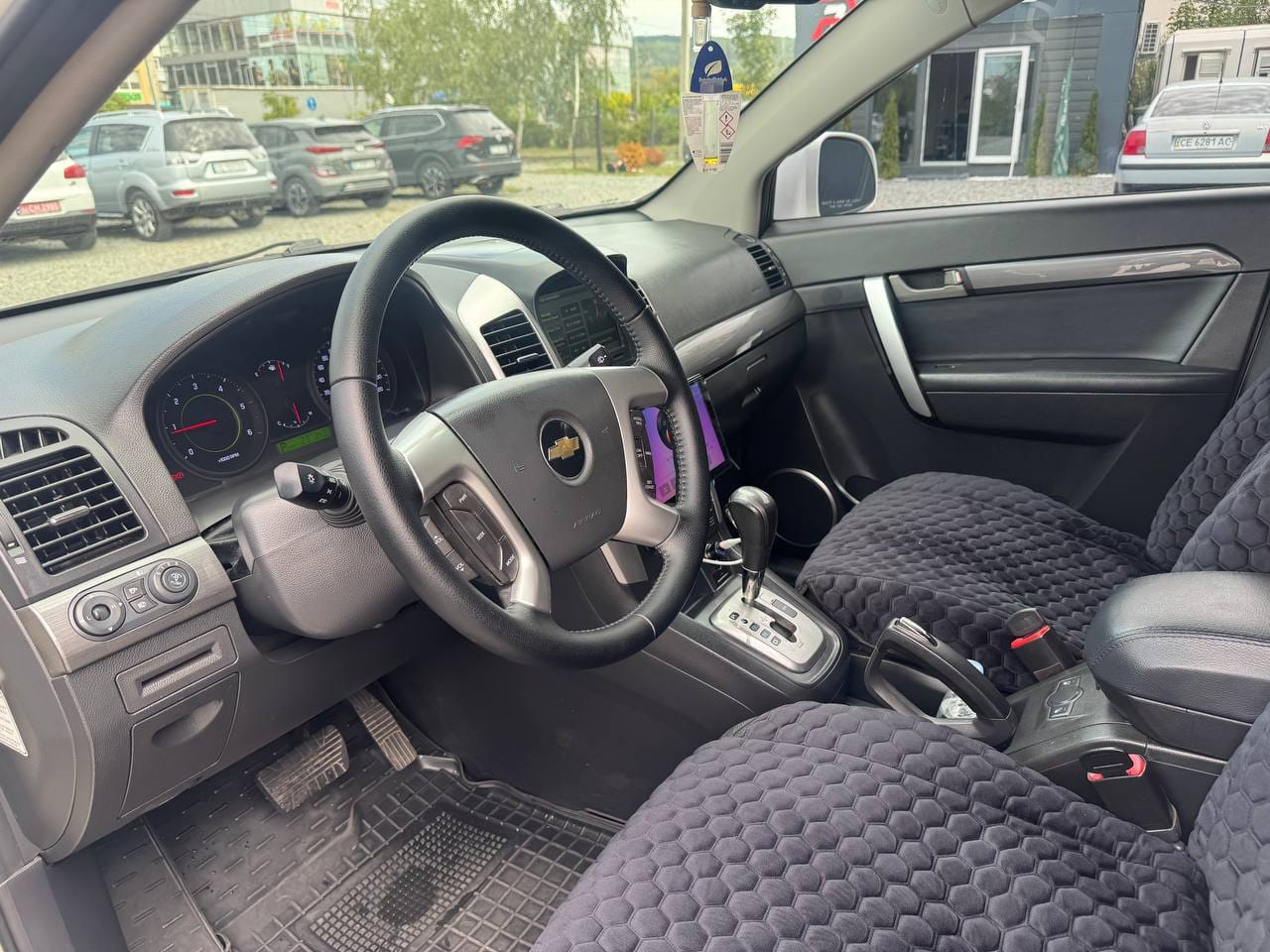 Chevrolet Captiva 11