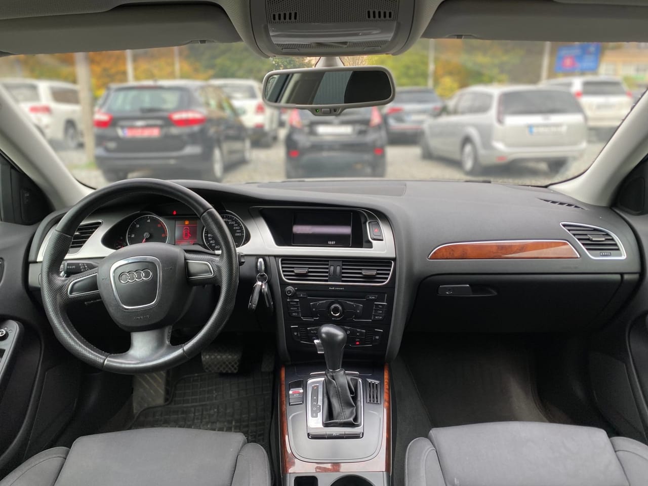 Audi A4 16
