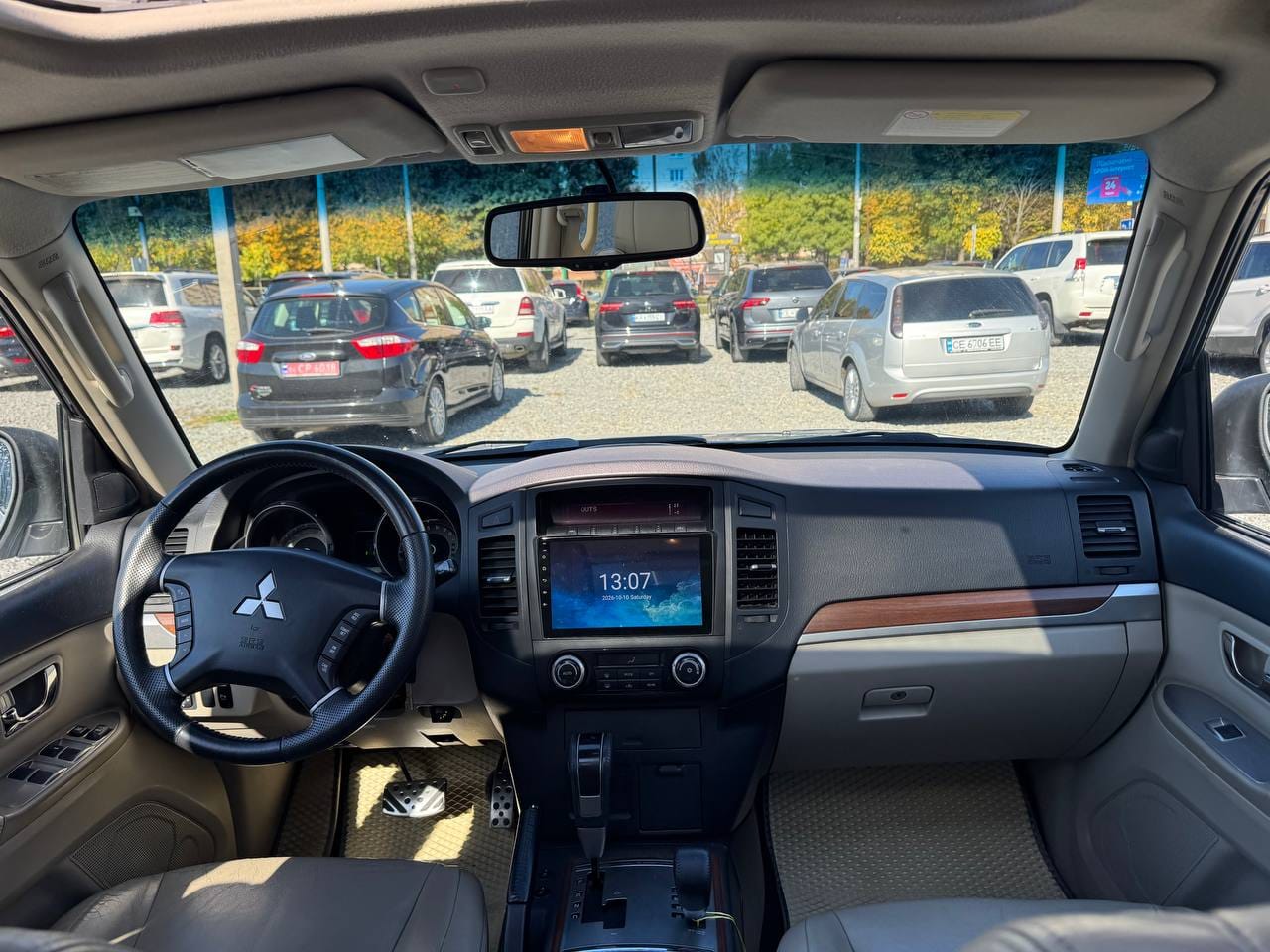 Mitsubishi Pajero 21