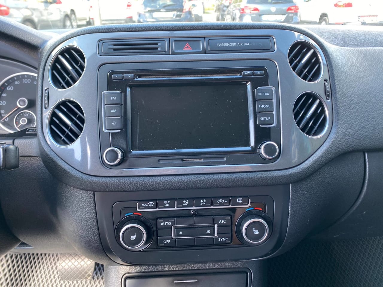 Volkswagen Tiguan 11
