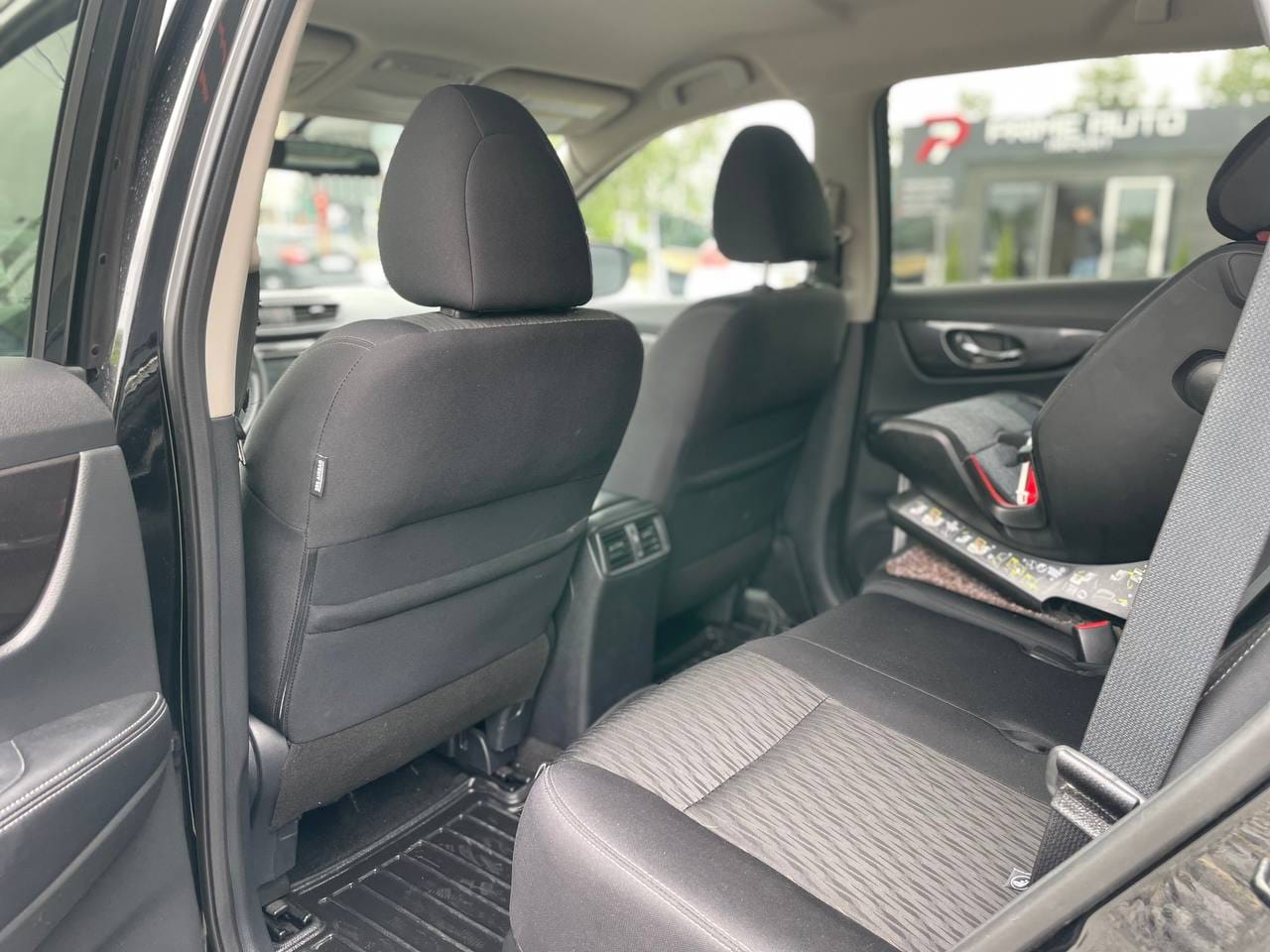 Nissan Rogue 12