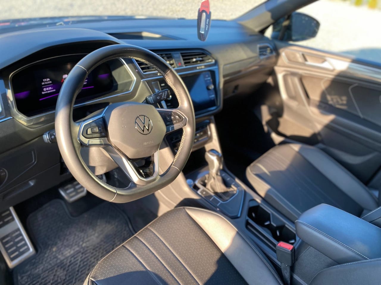 Volkswagen Tiguan 16