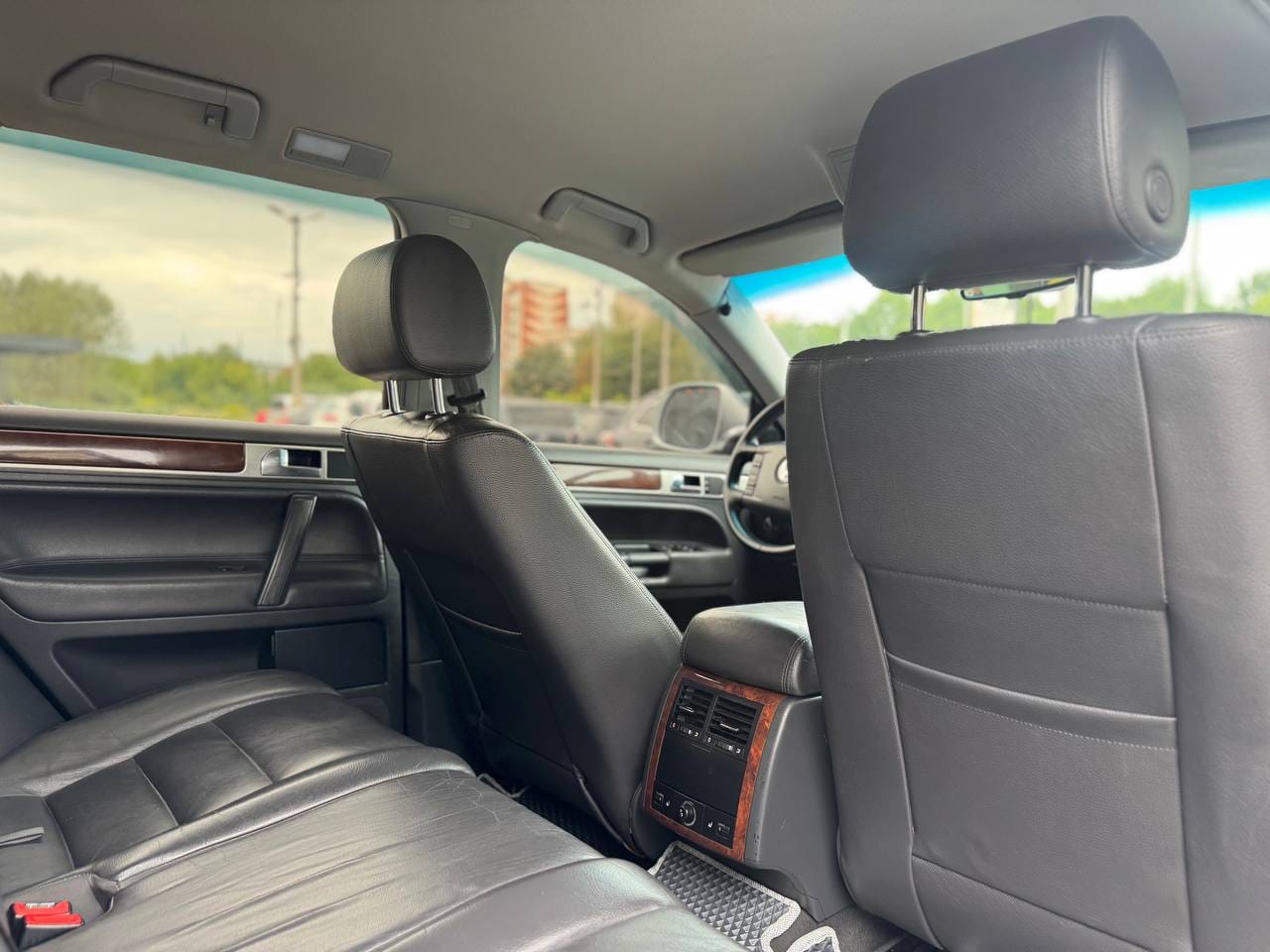 Volkswagen Touareg 19
