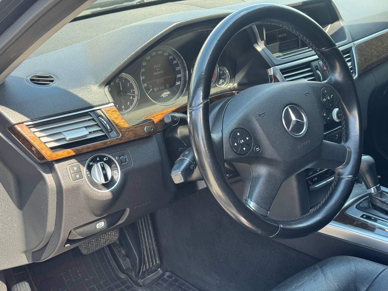 Mercedes-Benz E 220 9