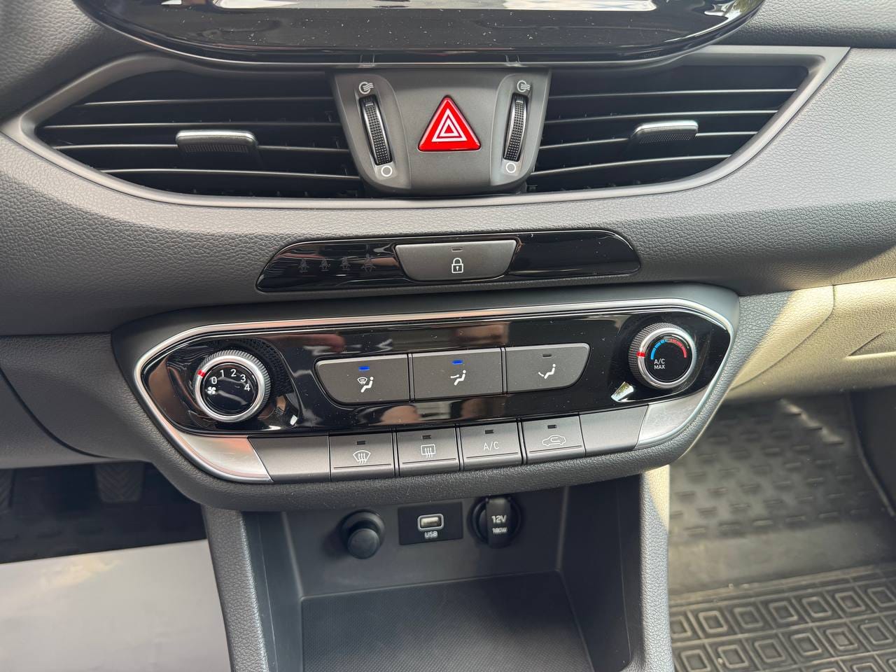 Hyundai i30 15