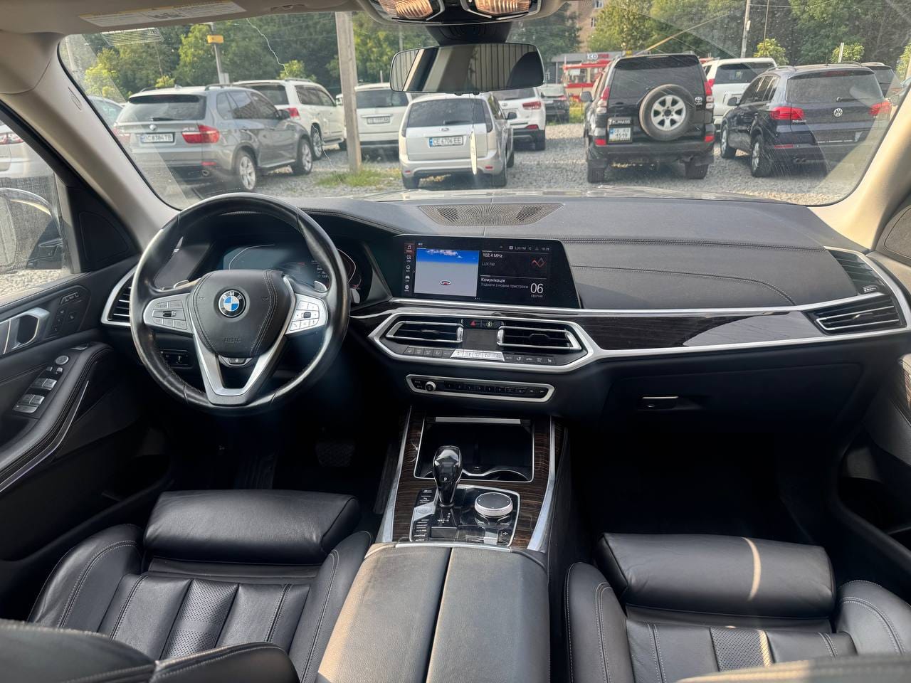 BMW X7 25