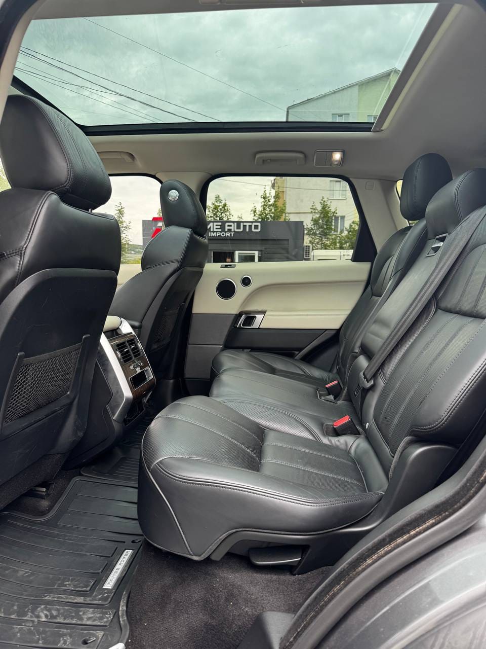 Land Rover Range Rover Sport 15