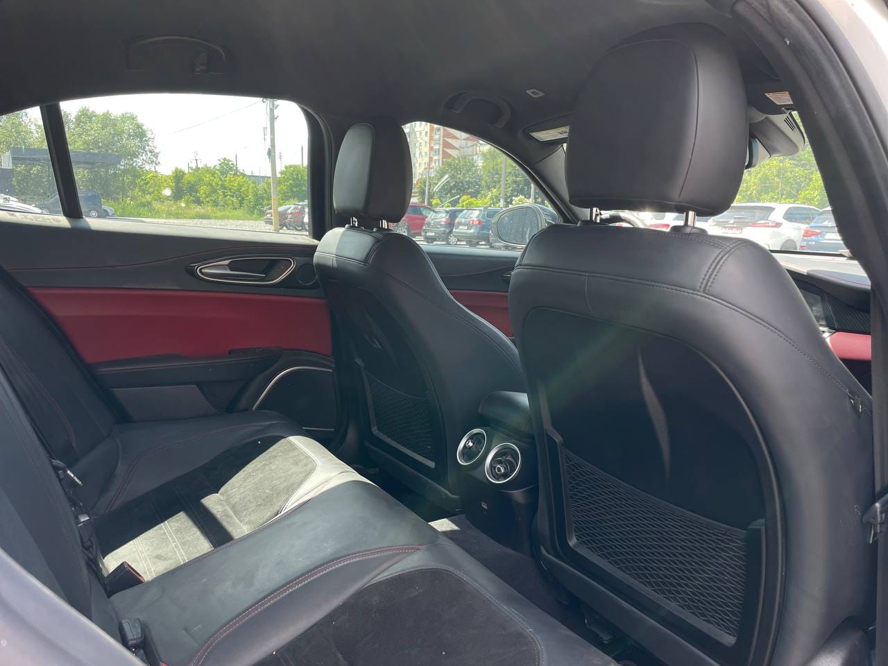 Alfa Romeo Giulia 19