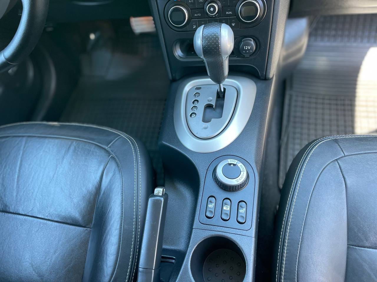Nissan Qashqai+2 15