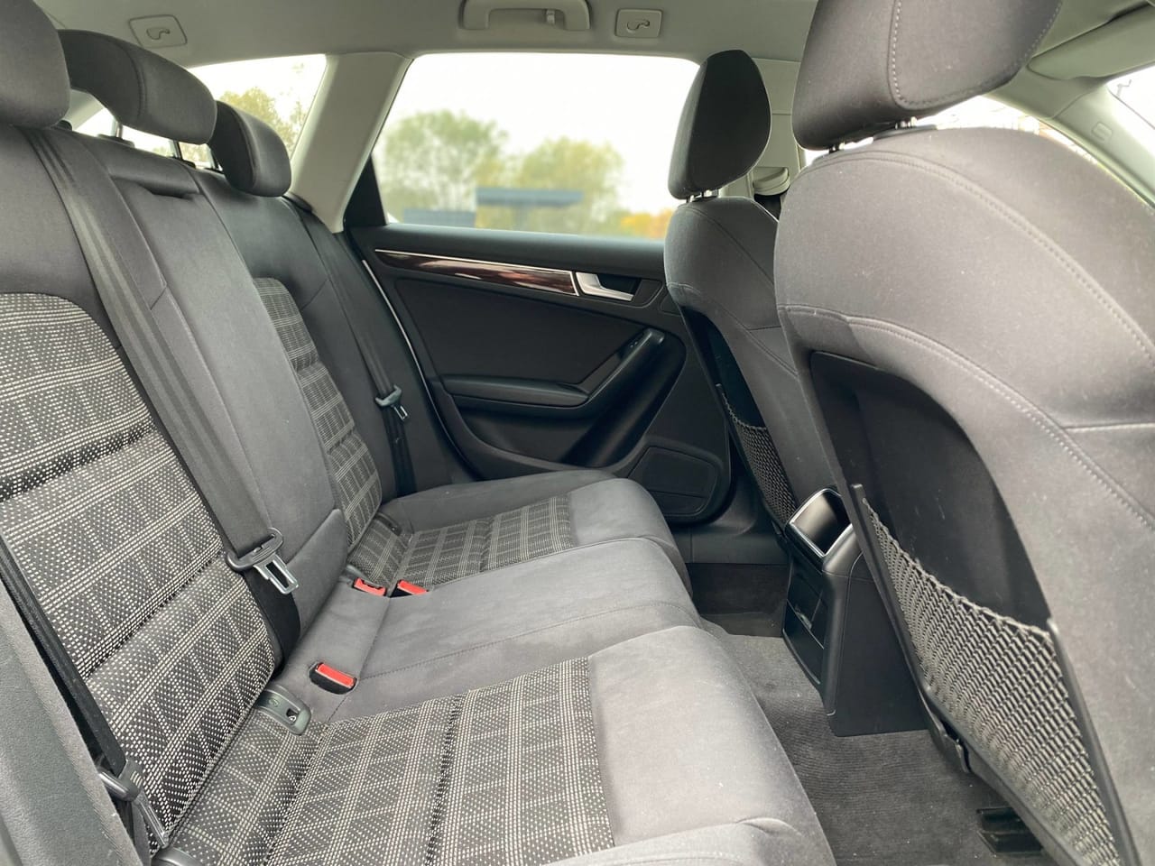 Audi A4 15