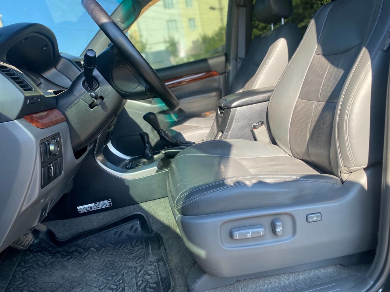 Toyota Land Cruiser Prado 8