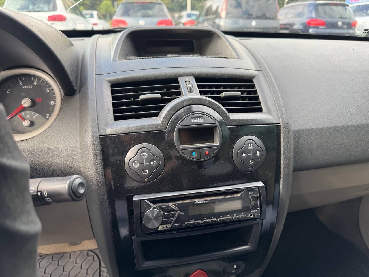 Renault Megane 10