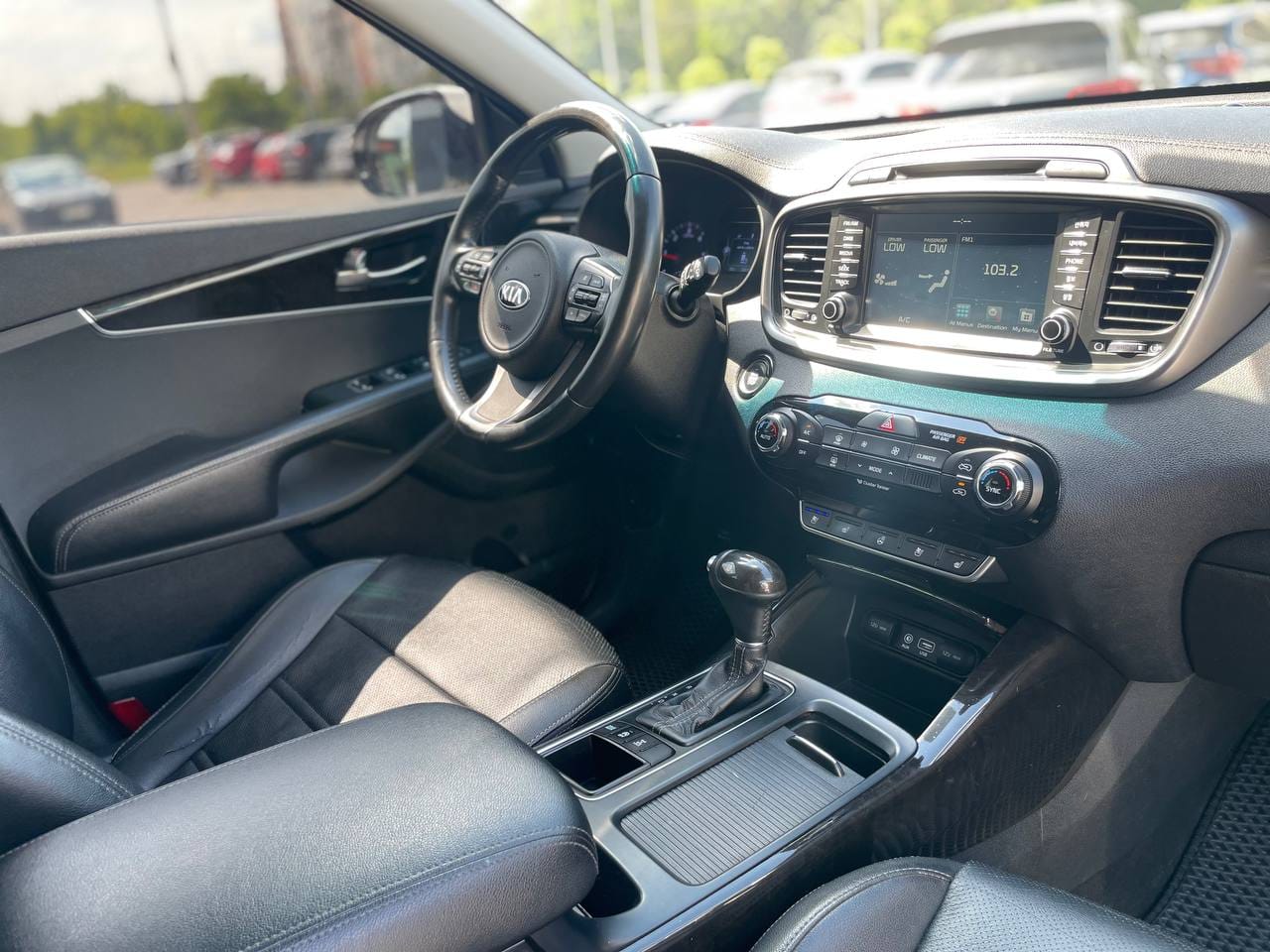 Kia Sorento 16