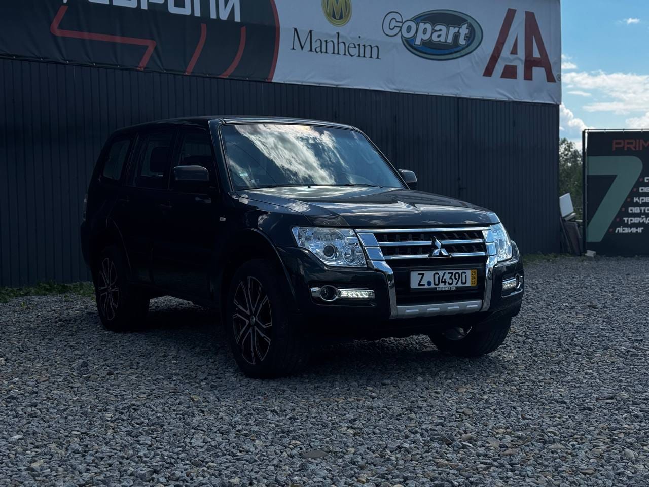 Mitsubishi Pajero 6