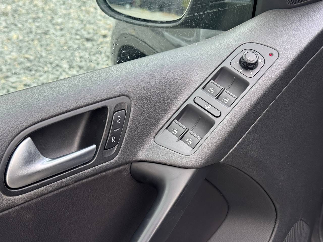 Volkswagen Tiguan 8