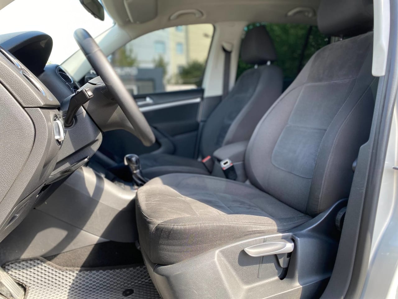 Volkswagen Tiguan 8