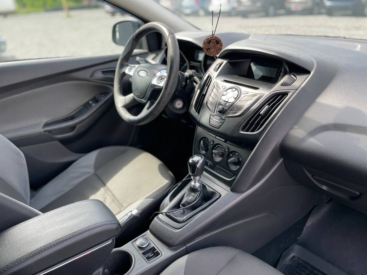 Ford Focus 12