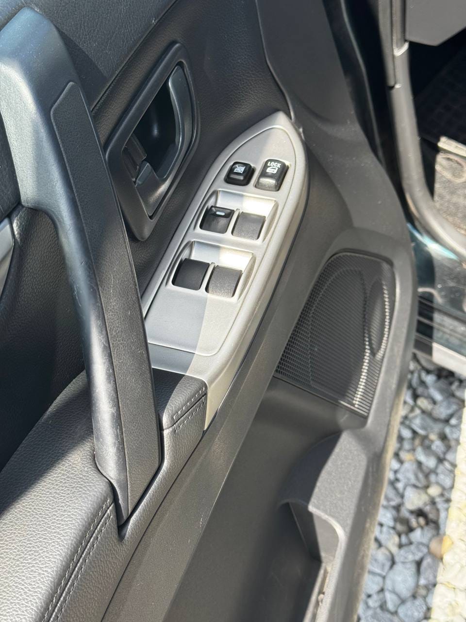 Mitsubishi Pajero 12