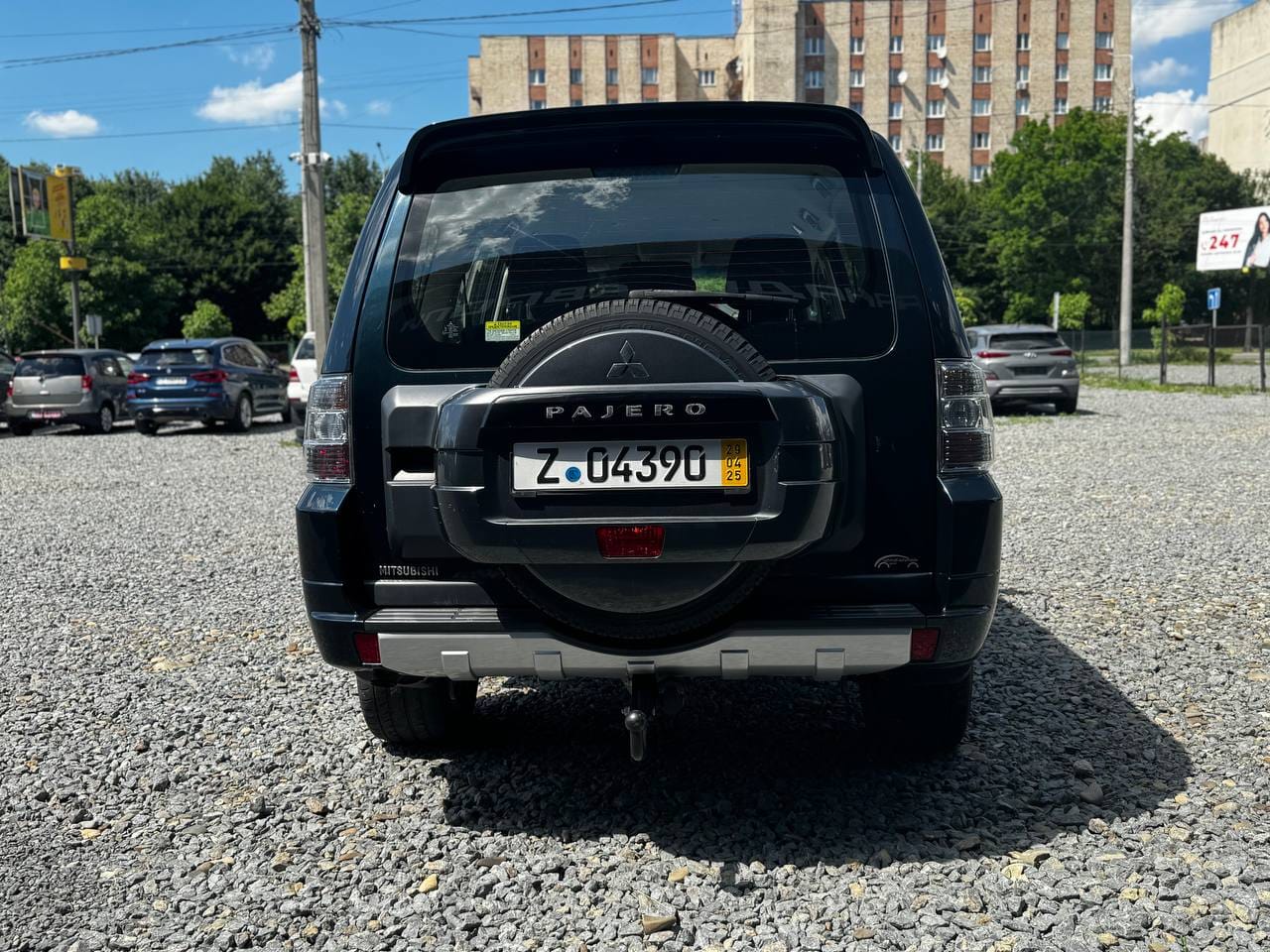 Mitsubishi Pajero 4