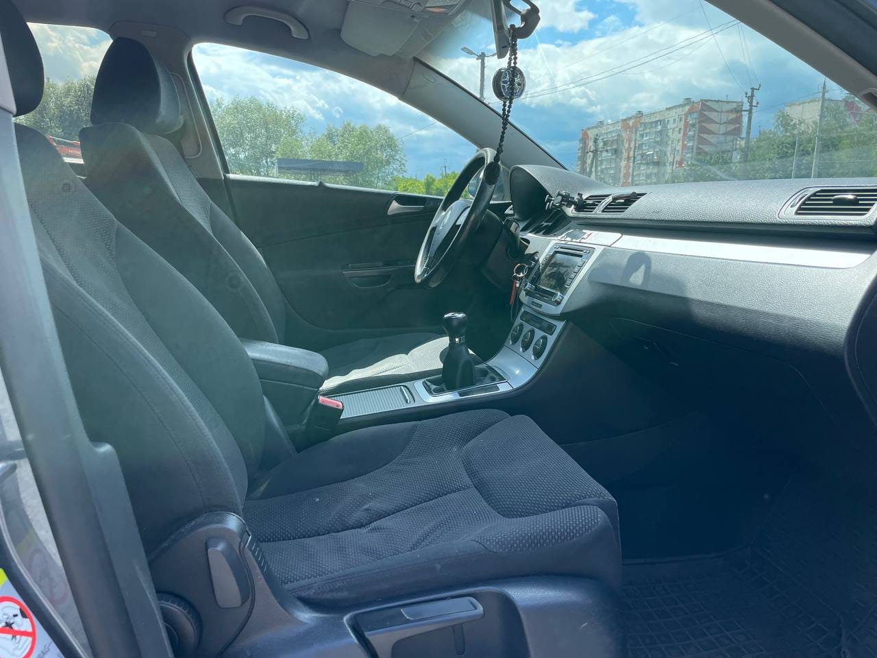 Volkswagen Passat 10