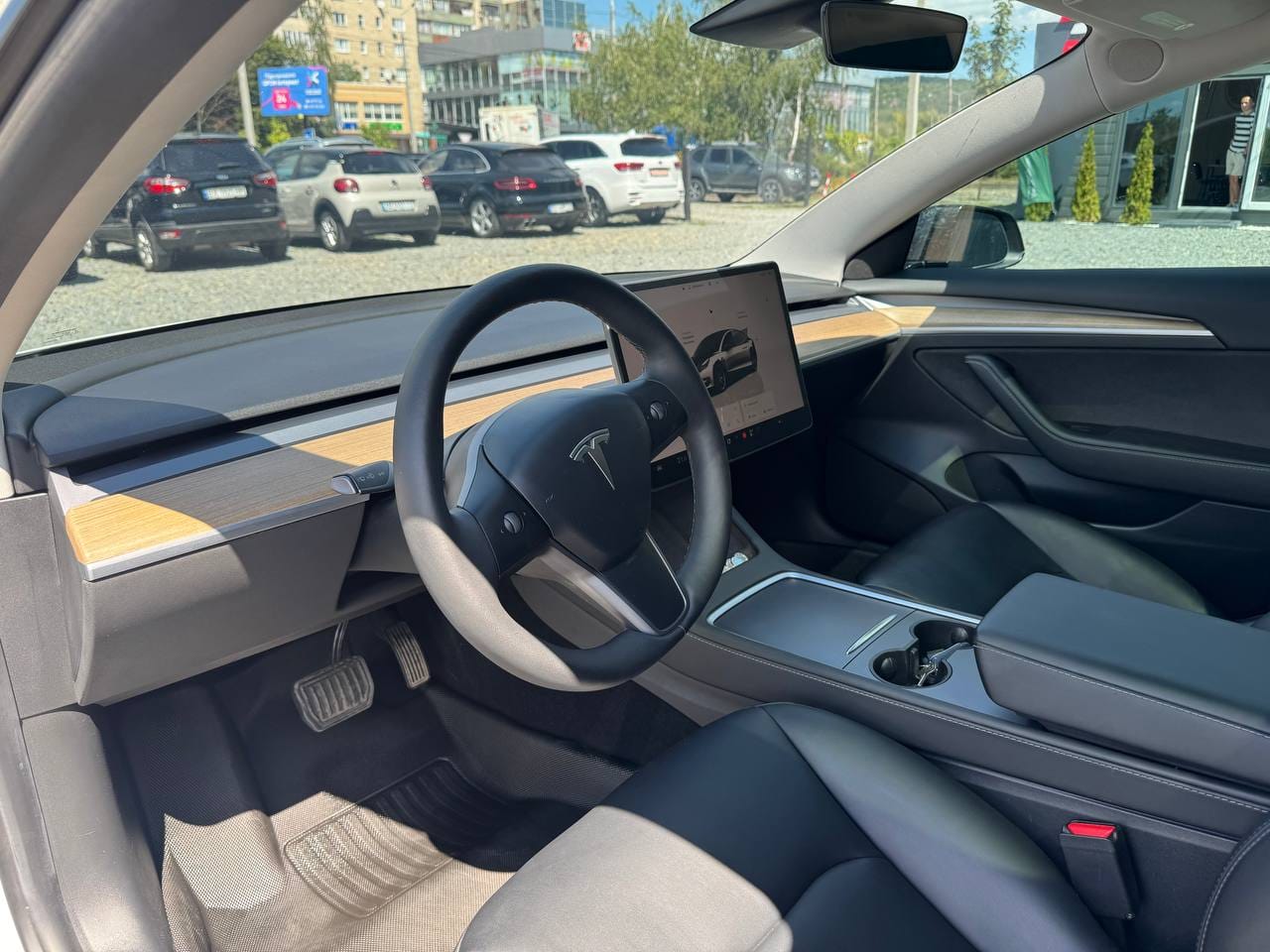 Tesla Model 3 10