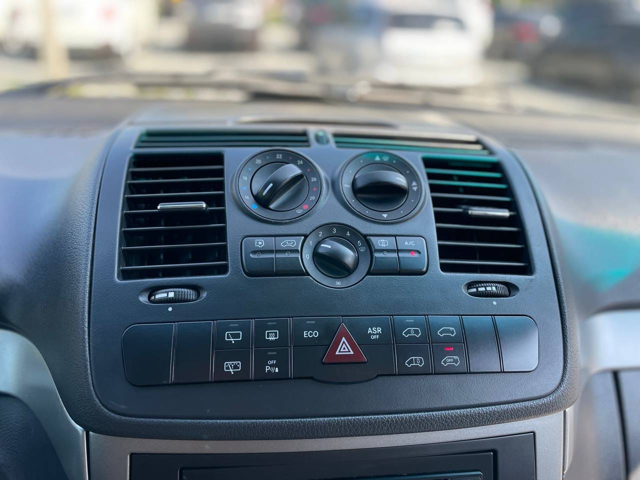 Mercedes-Benz Viano 19
