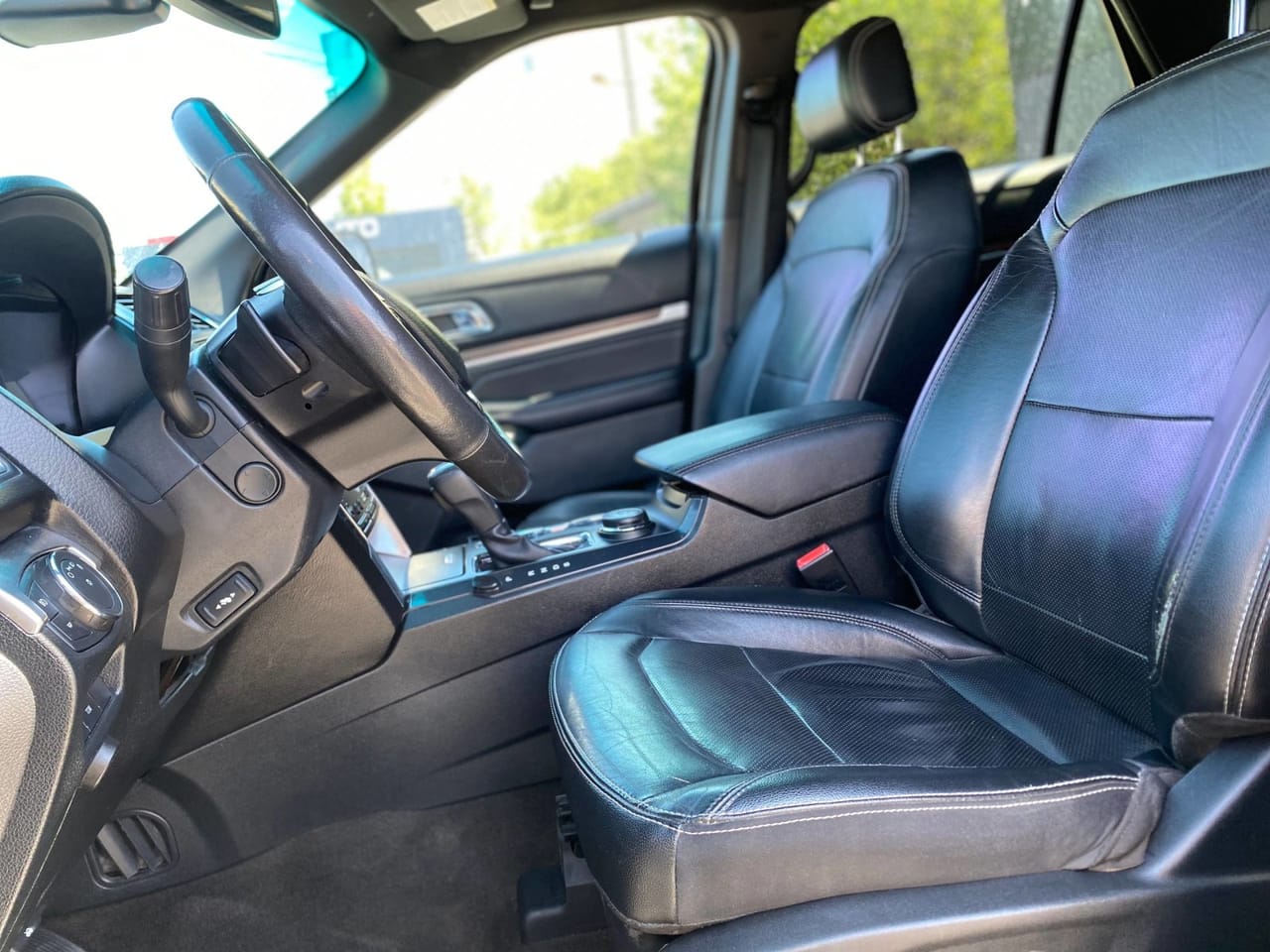 Ford Explorer 8