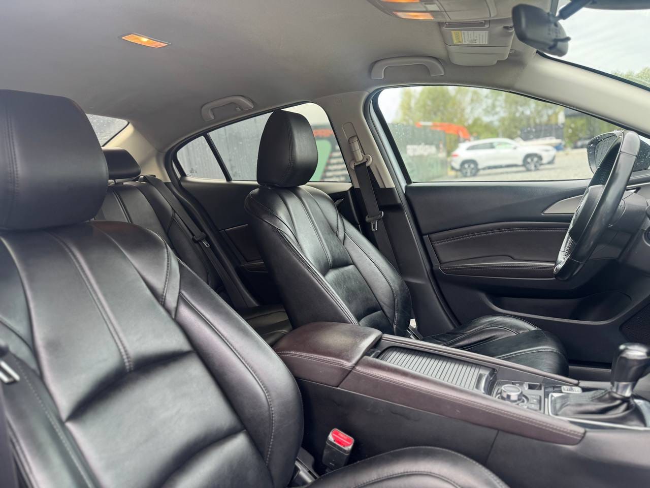 Mazda 3 18