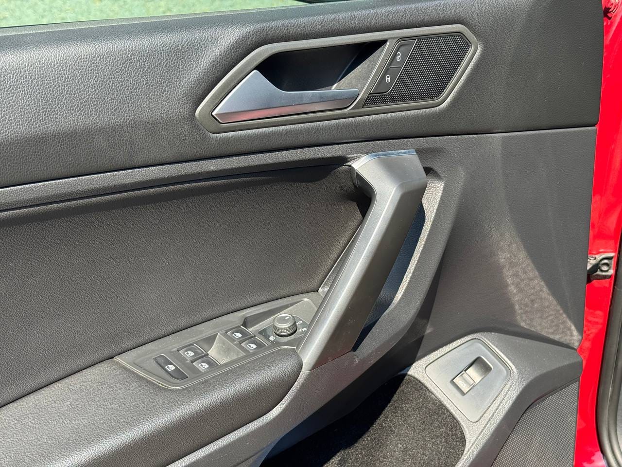 Volkswagen Tiguan 7