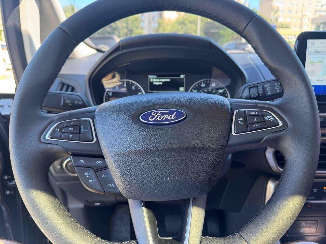 Ford EcoSport 12