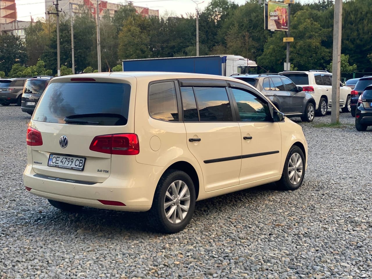 Volkswagen Touran 4
